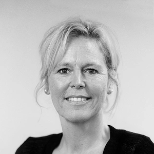 Yvonne  van der Ploeg